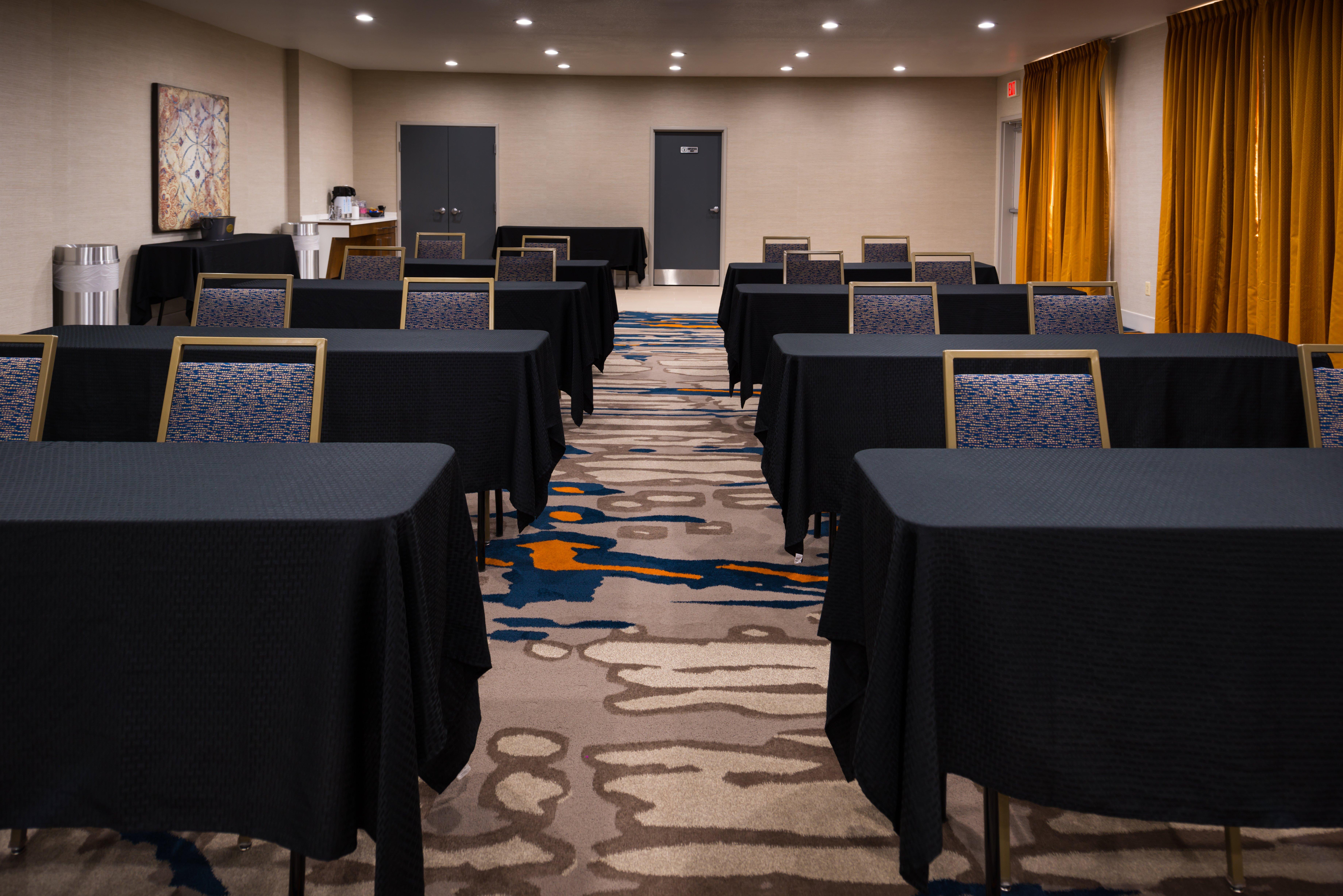 Holiday Inn Express & Suites Alamogordo Highway 54/70 By Ihg Екстериор снимка