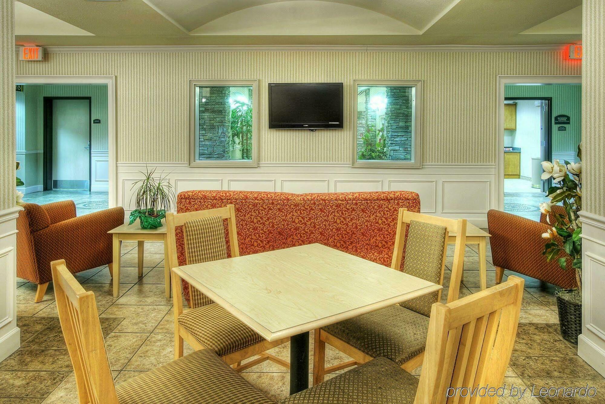 Holiday Inn Express & Suites Alamogordo Highway 54/70 By Ihg Ресторант снимка