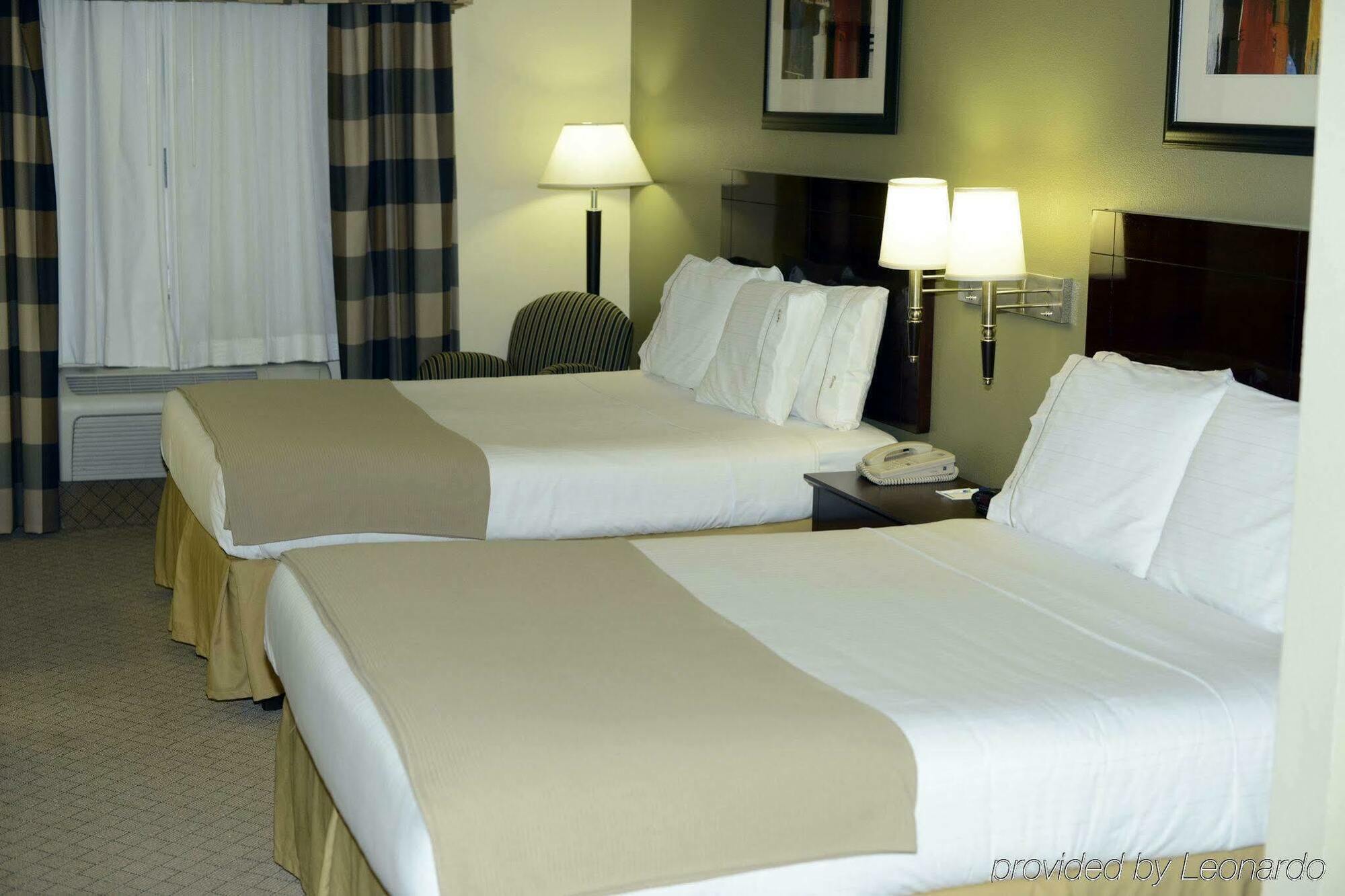 Holiday Inn Express & Suites Alamogordo Highway 54/70 By Ihg Стая снимка